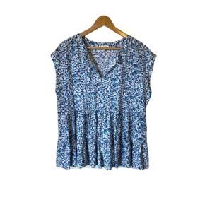 June and Delancey Liberty Floral Peplum Hem Tunic Woman’s Size Medium